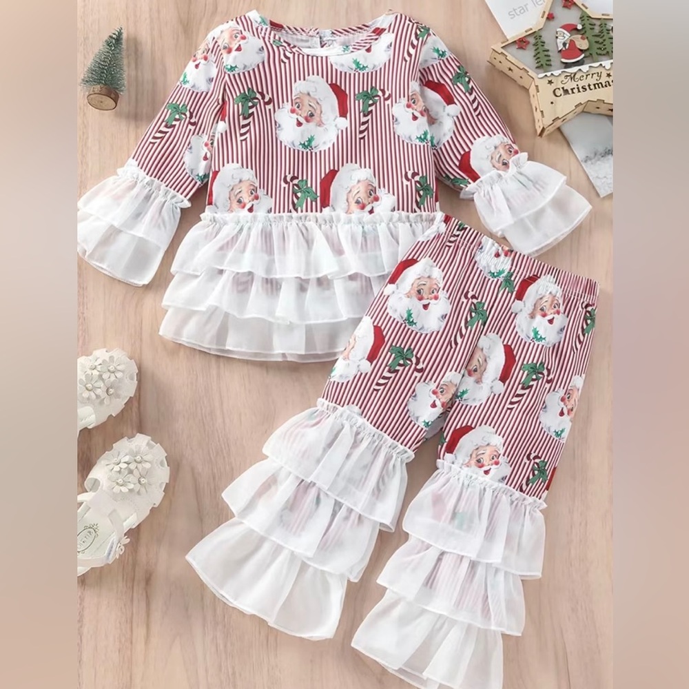 Santa outfit with lace ruffles